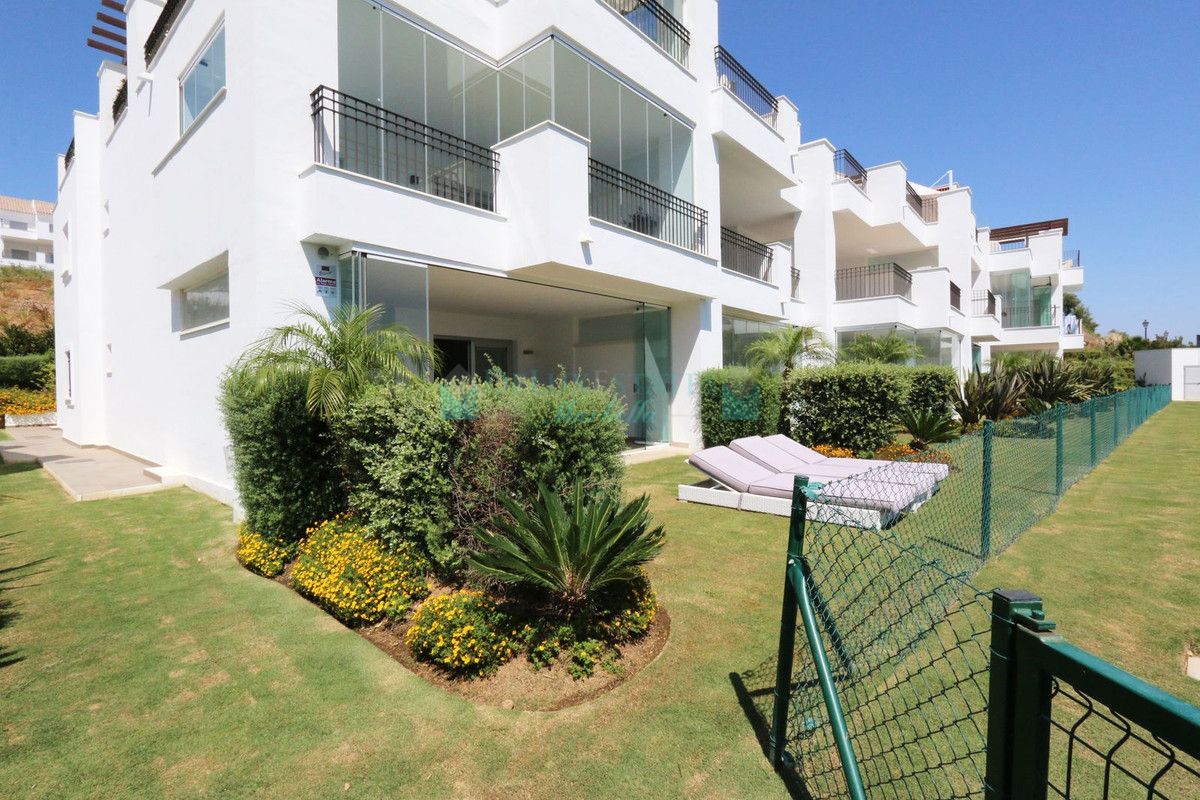 Apartamento Planta Baja en venta en La Mairena, Marbella Este