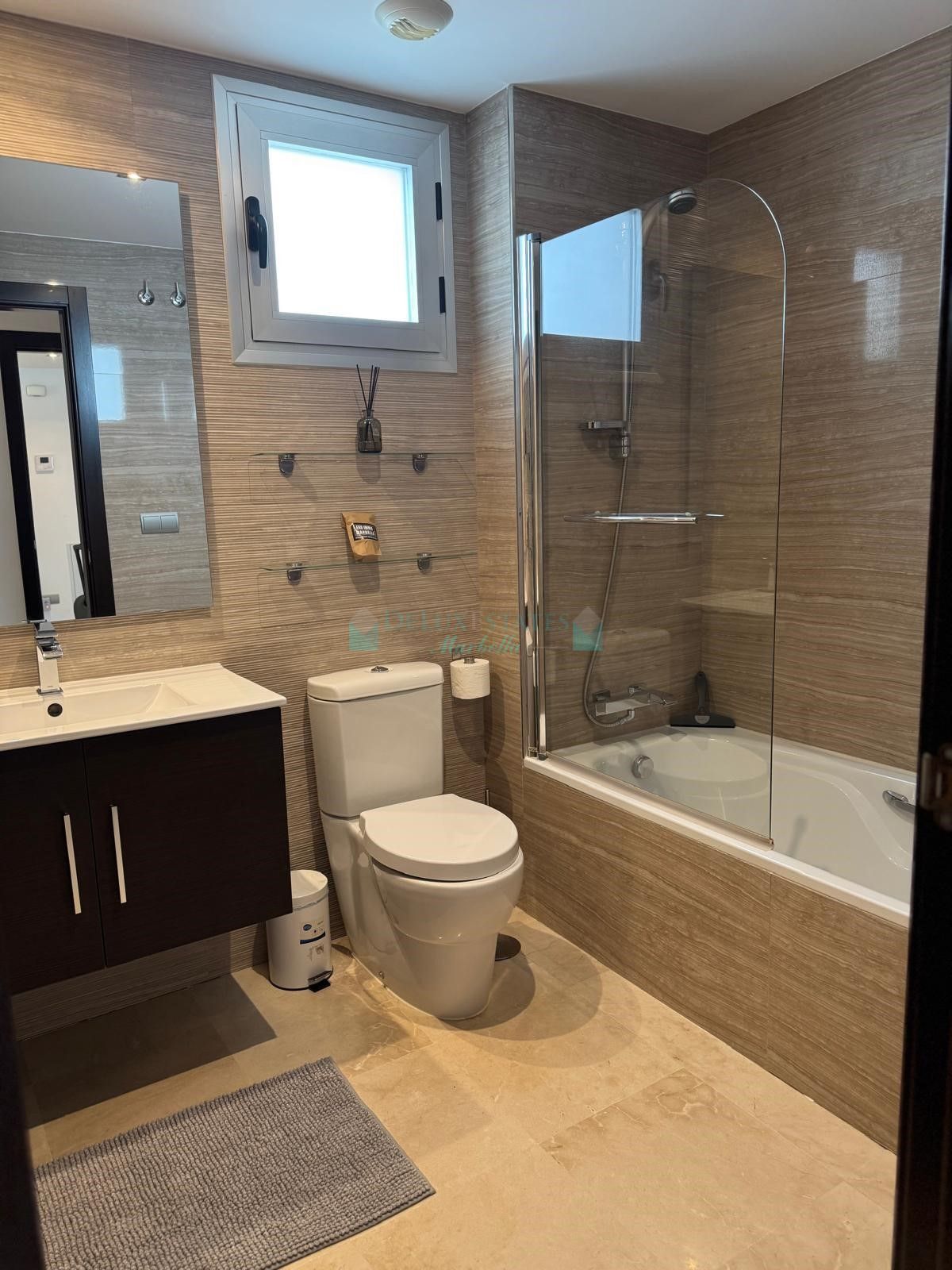 Apartamento Planta Baja en venta en La Mairena, Marbella Este