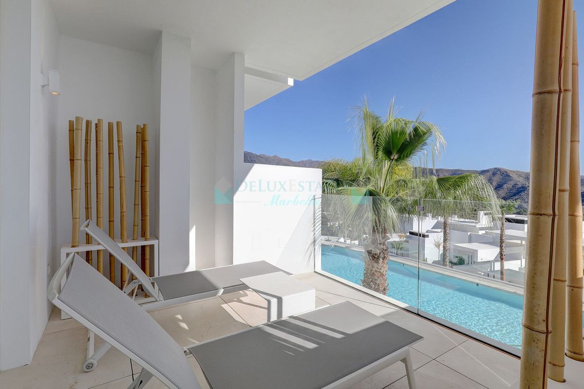 Ground Floor Apartment for sale in Ojen