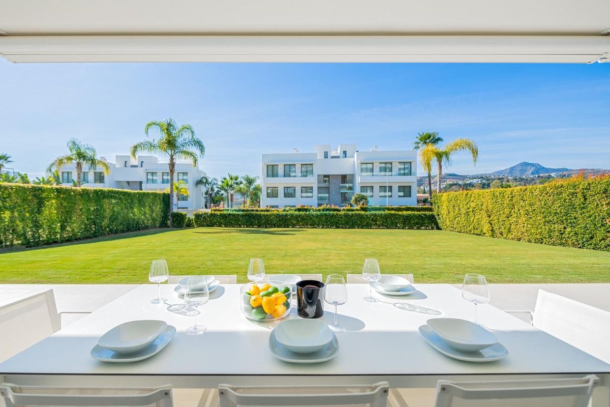 Ground Floor Apartment for sale in Estepona