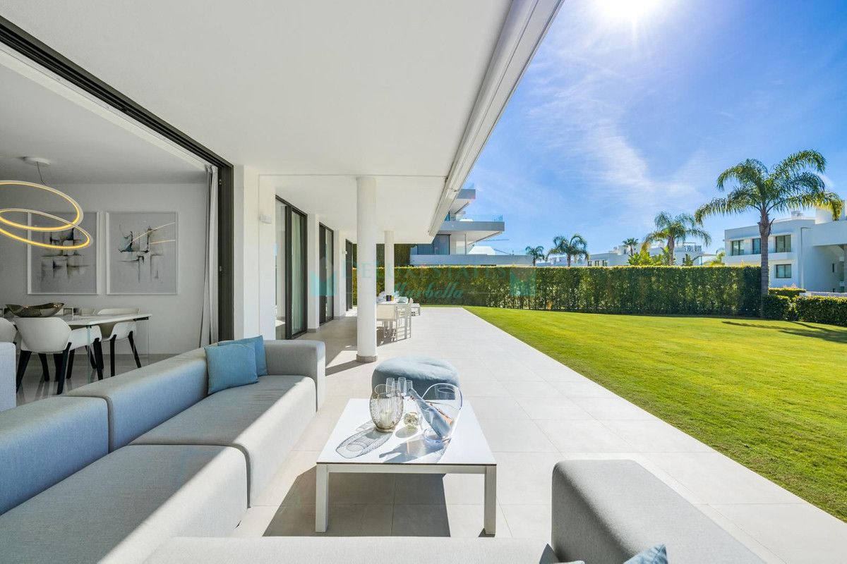 Ground Floor Apartment for sale in Estepona