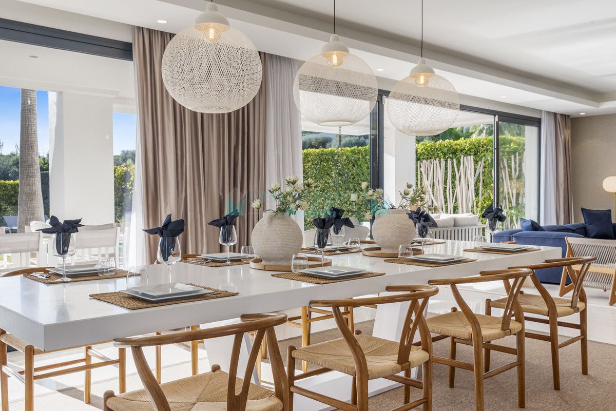 Villa for rent in Nueva Andalucia