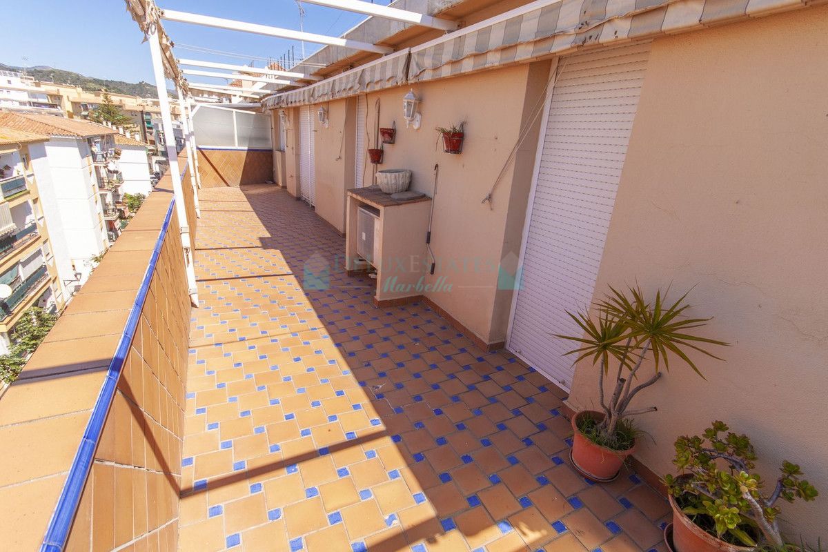 Penthouse for sale in Estepona