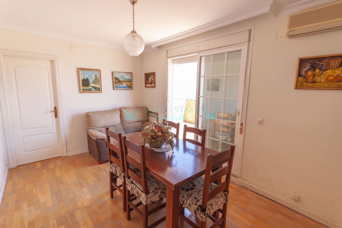 Penthouse for sale in Estepona