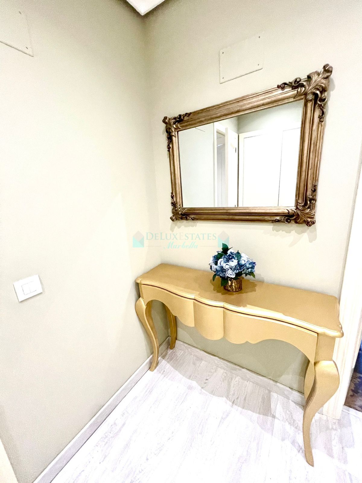 Ground Floor Apartment for sale in Benahavis