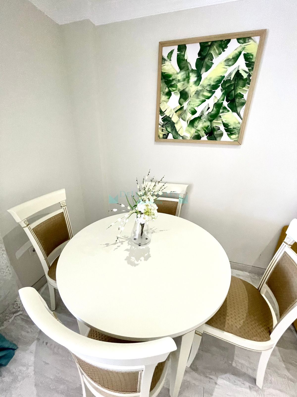 Ground Floor Apartment for sale in Benahavis