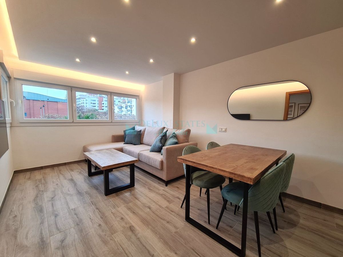 Apartamento en venta en Estepona