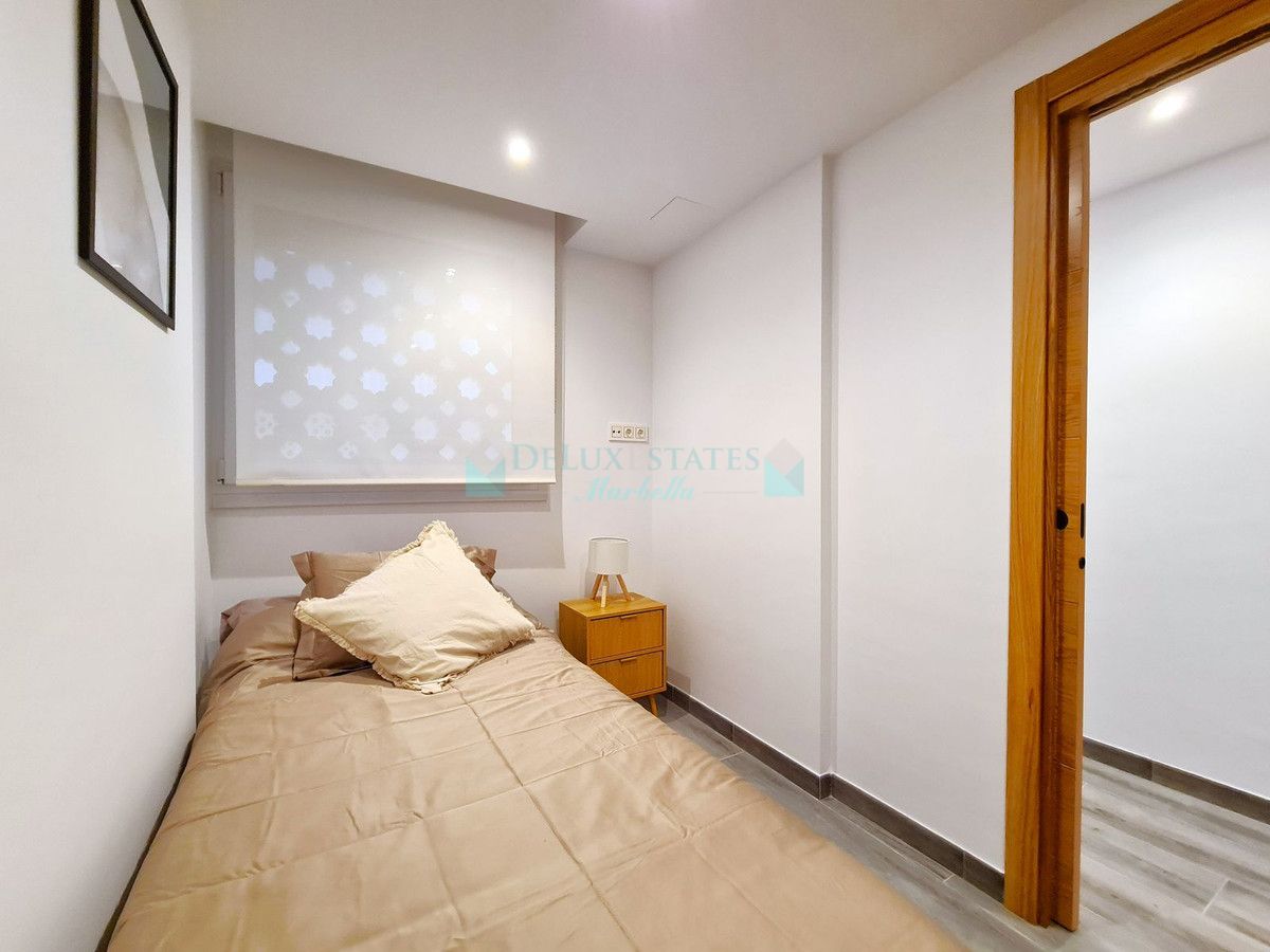 Apartamento en venta en Estepona