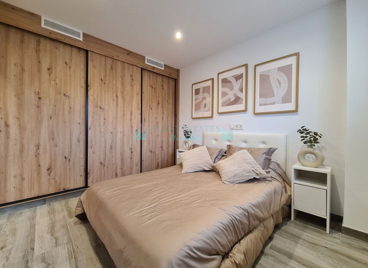 Apartamento en venta en Estepona