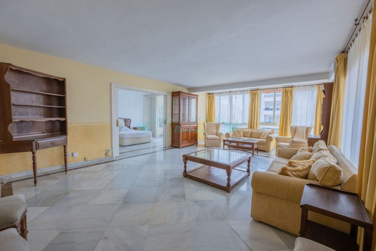 Apartment for sale in Marbella