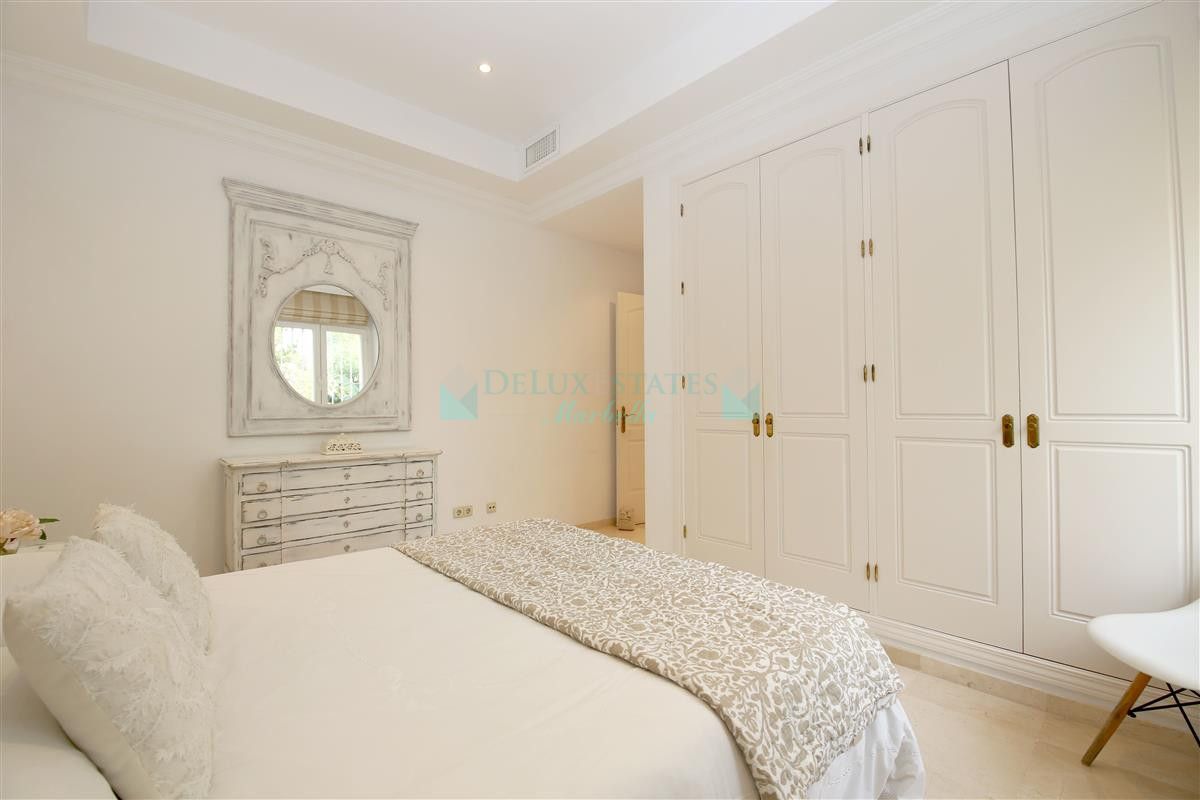Villa en alquiler en Estepona