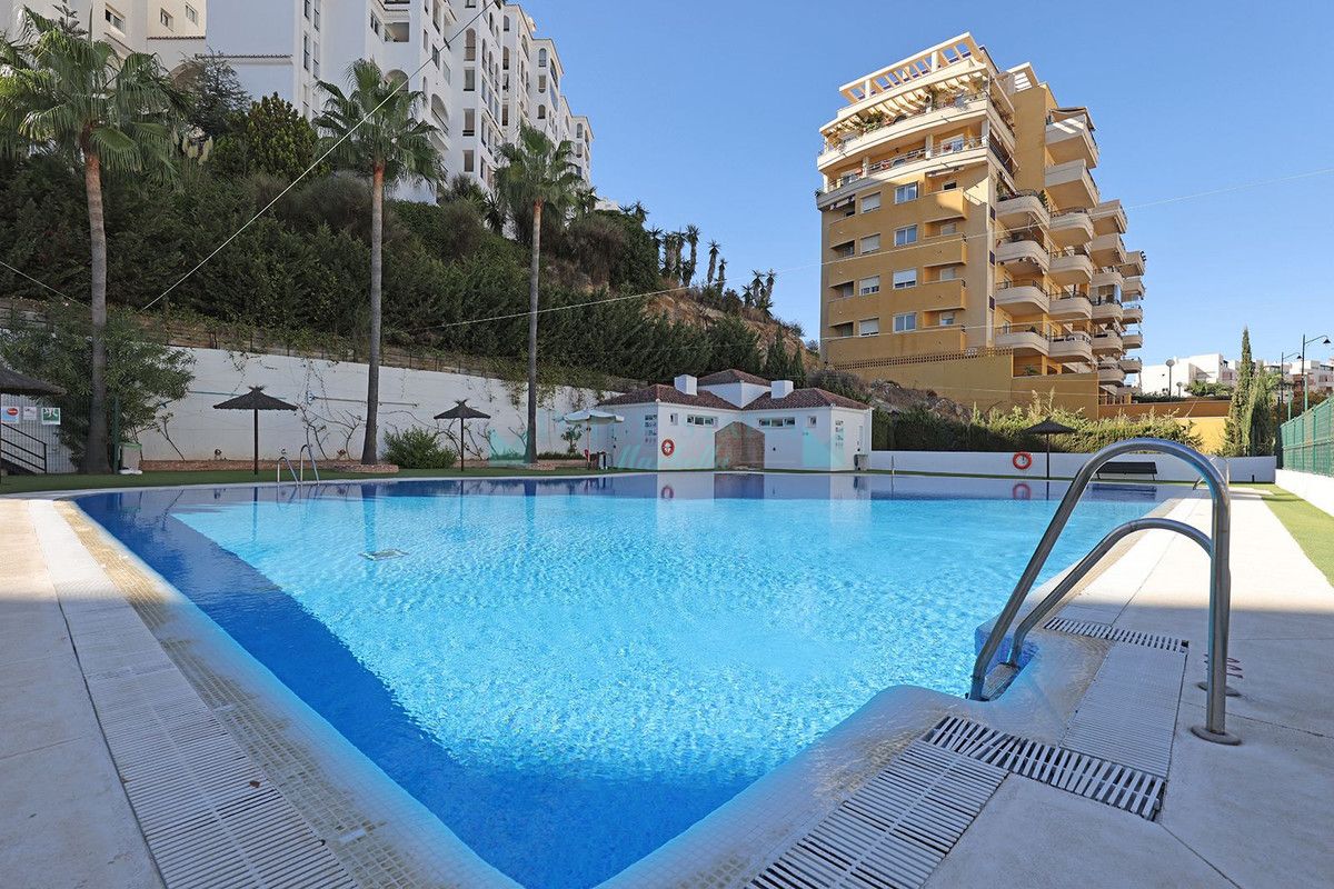 Apartment for sale in Estepona