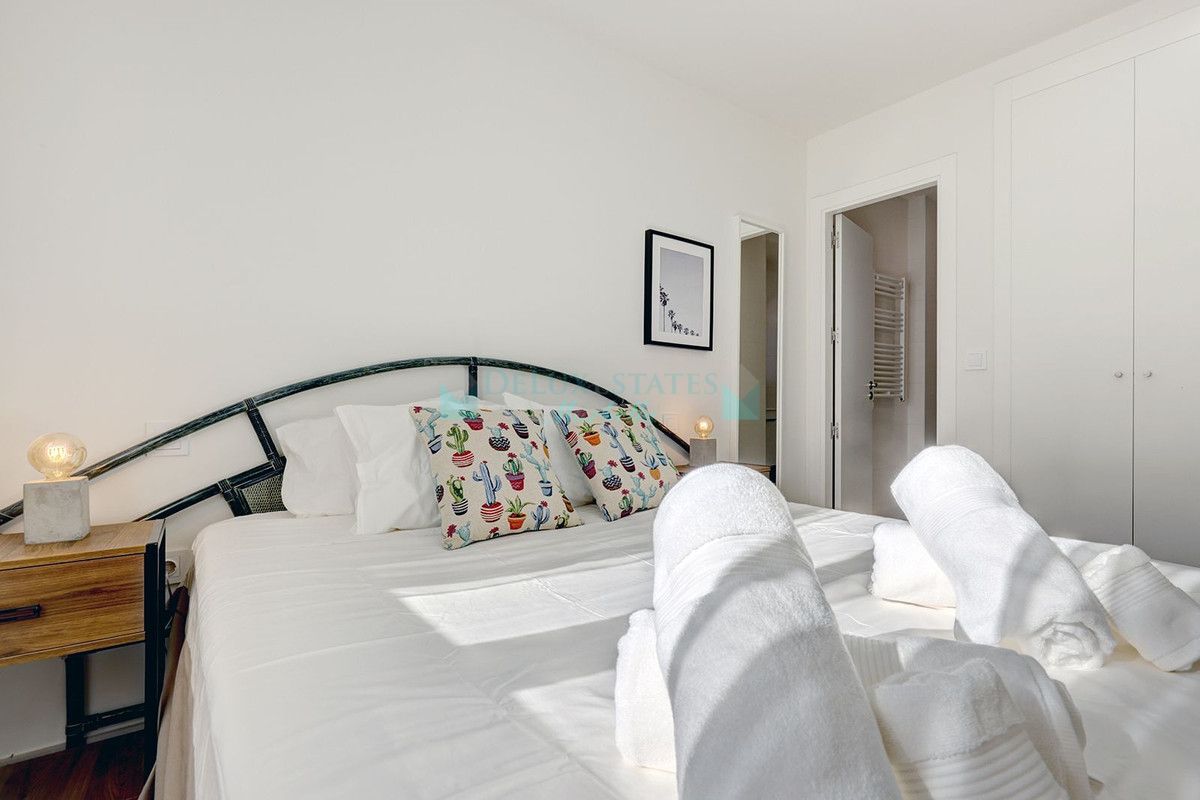 Apartment for sale in Estepona