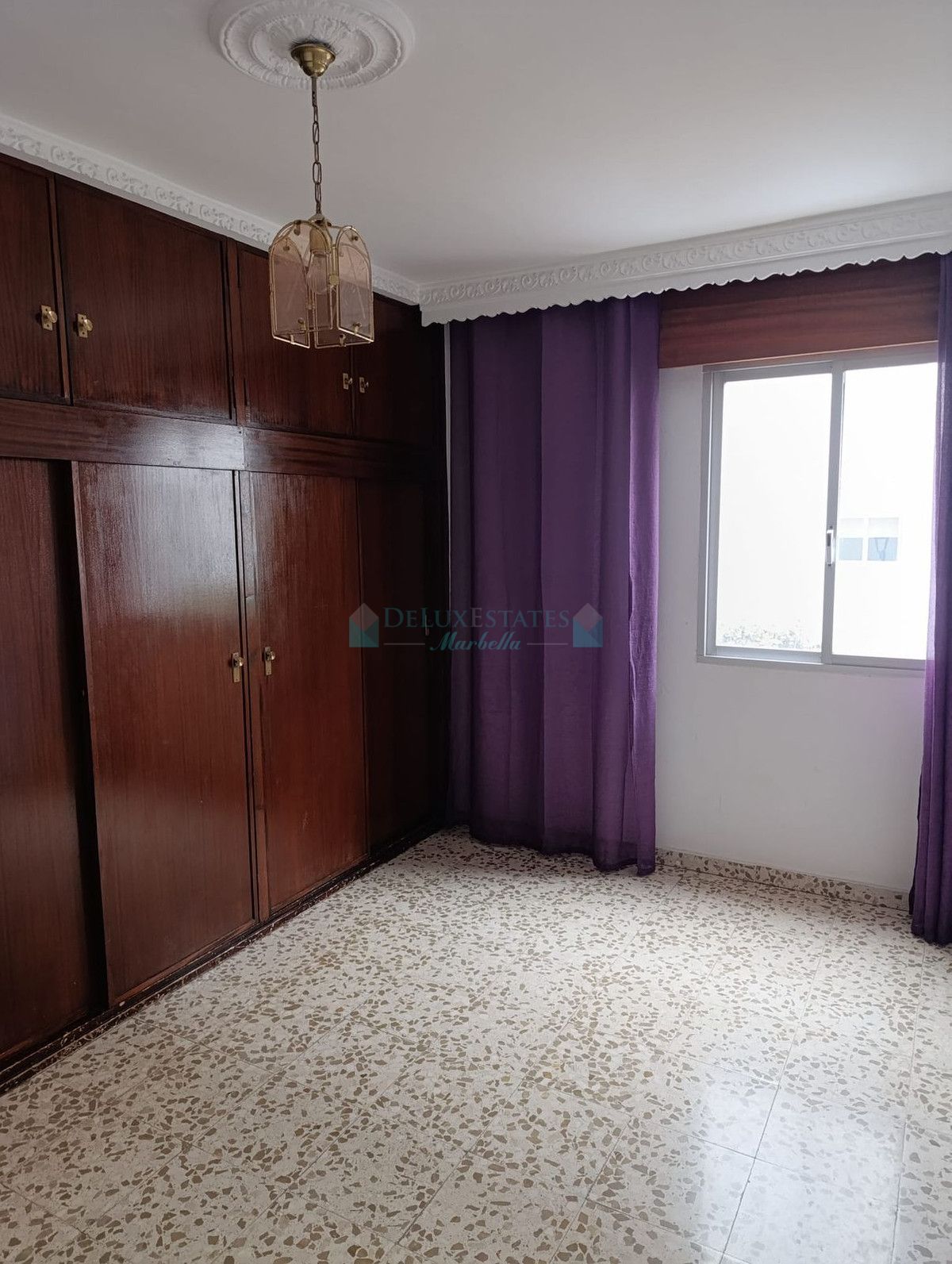 Apartamento en venta en Estepona