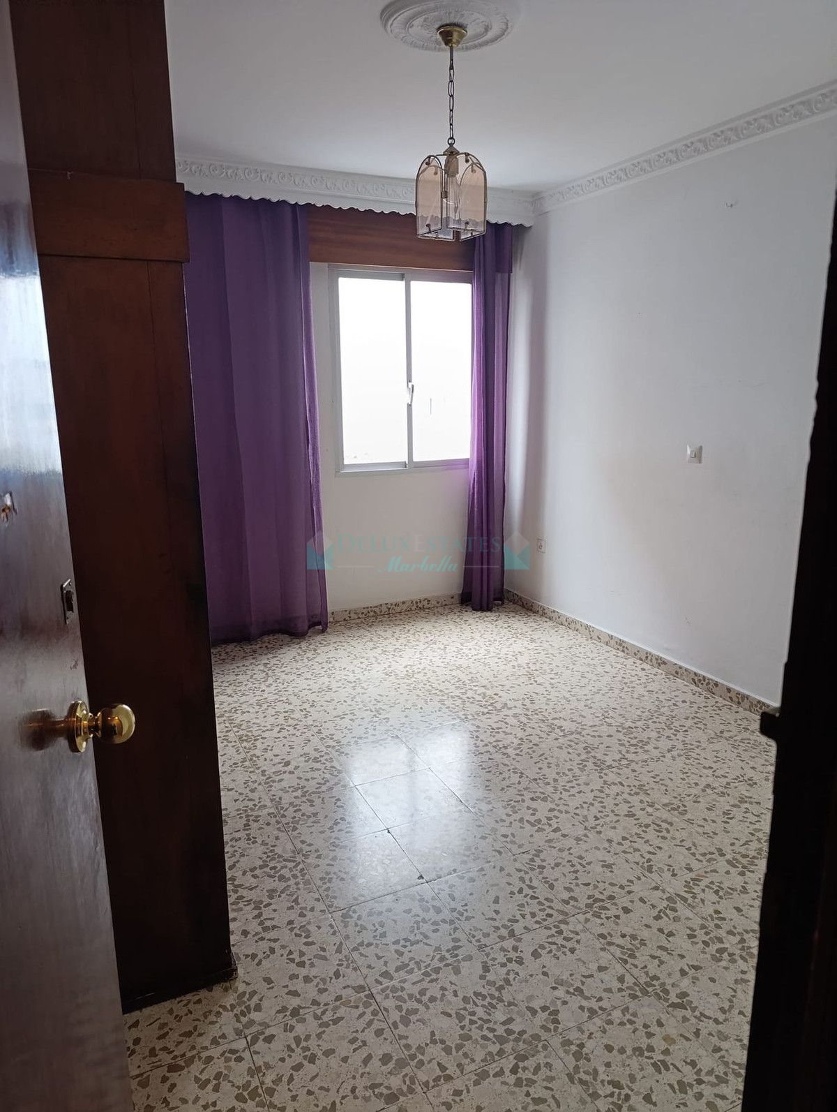 Apartamento en venta en Estepona