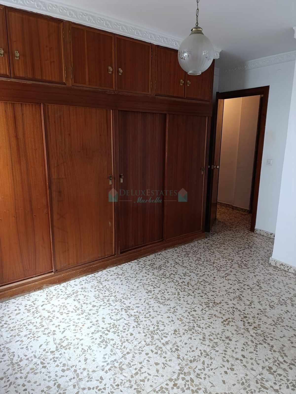 Apartamento en venta en Estepona