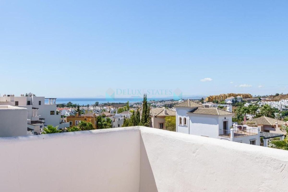 Penthouse for sale in Estepona