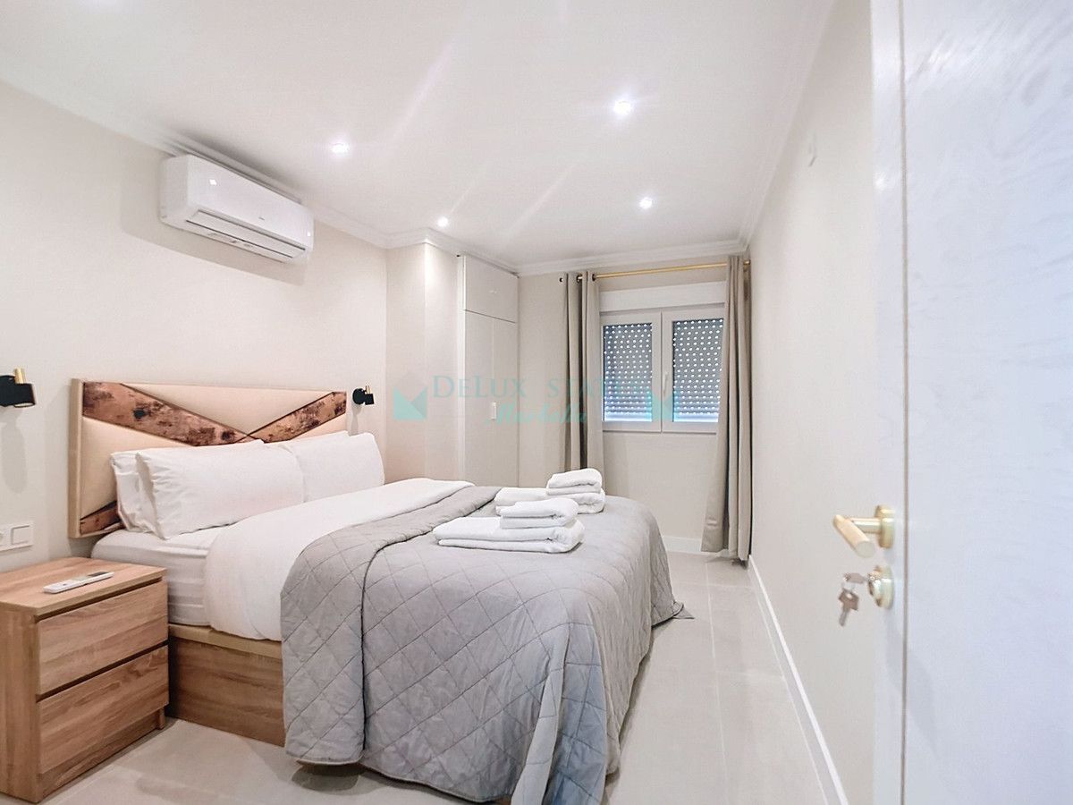 Apartamento en venta en Estepona