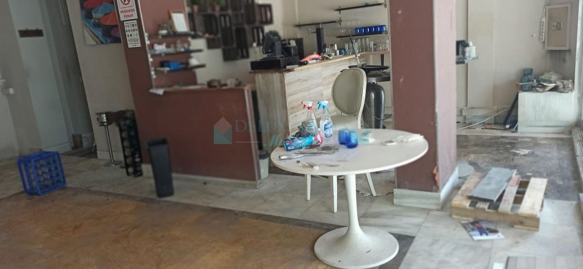 Shopping Centre for sale in Aloha, Nueva Andalucia