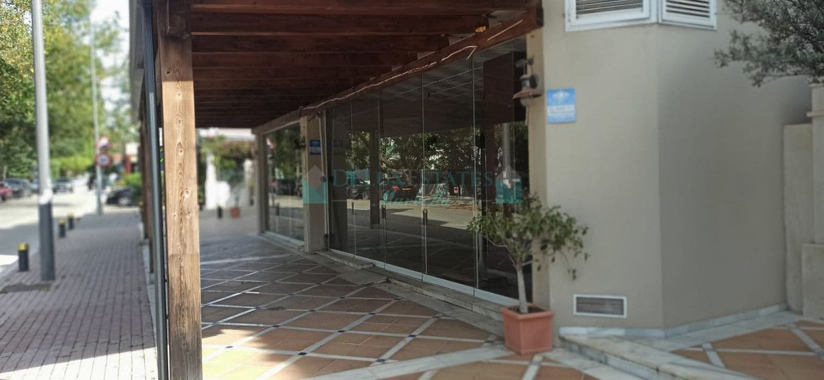 Shopping Centre for sale in Aloha, Nueva Andalucia