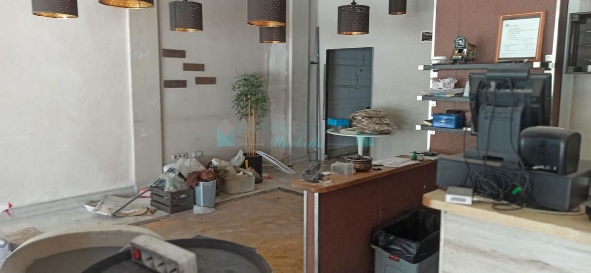 Shopping Centre for sale in Aloha, Nueva Andalucia