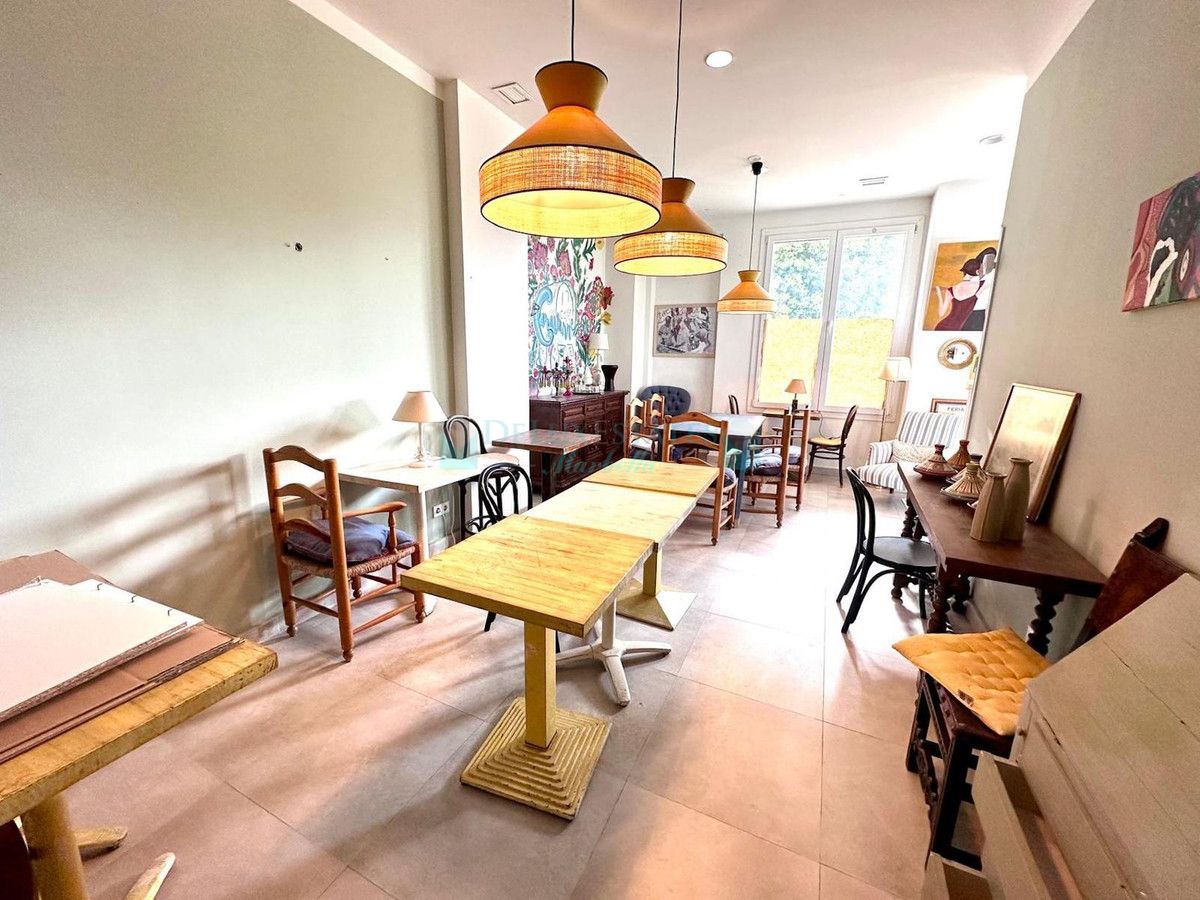 Restaurant for sale in Nueva Andalucia