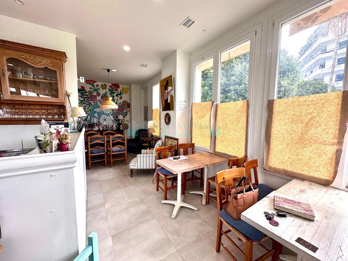 Restaurant for sale in Nueva Andalucia