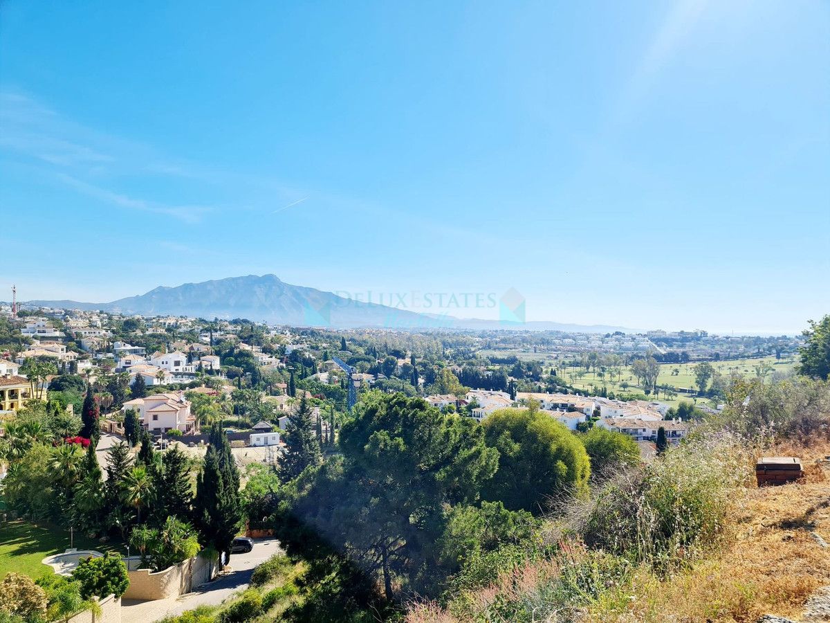 Residential Plot for sale in Benahavis