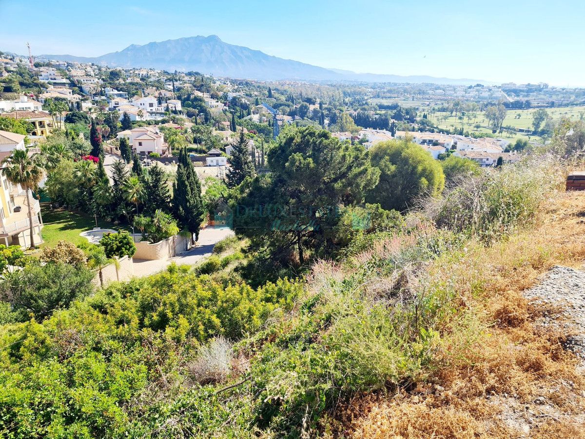 Residential Plot for sale in Benahavis