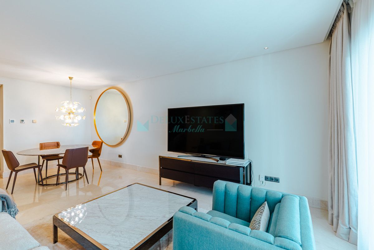 Apartamento en venta en Estepona