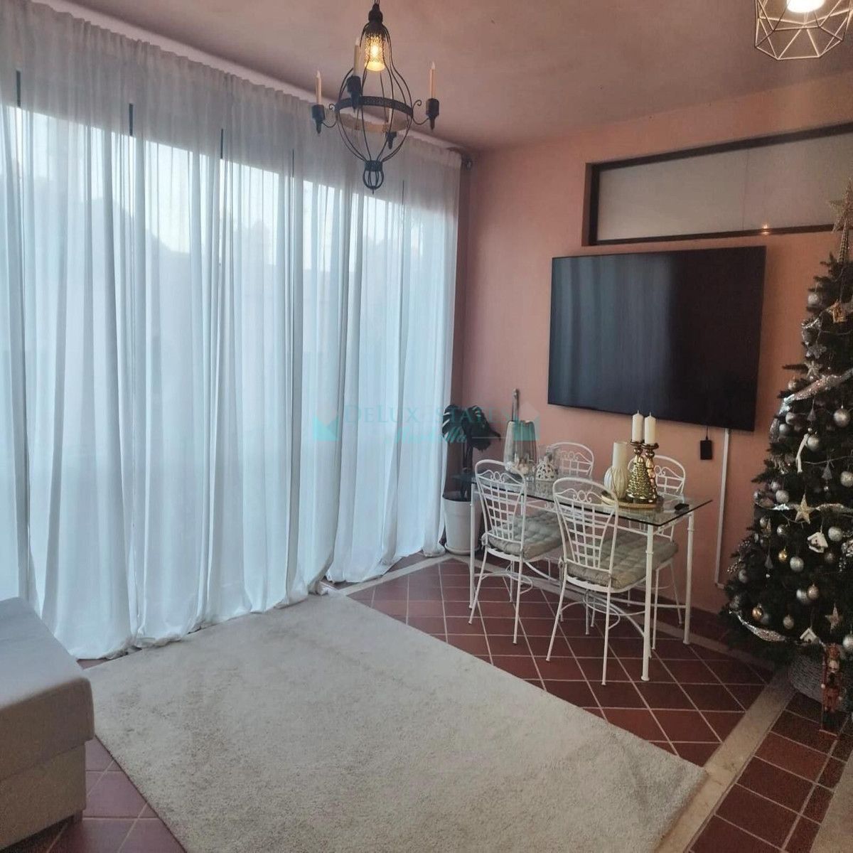 Town House for sale in Estepona