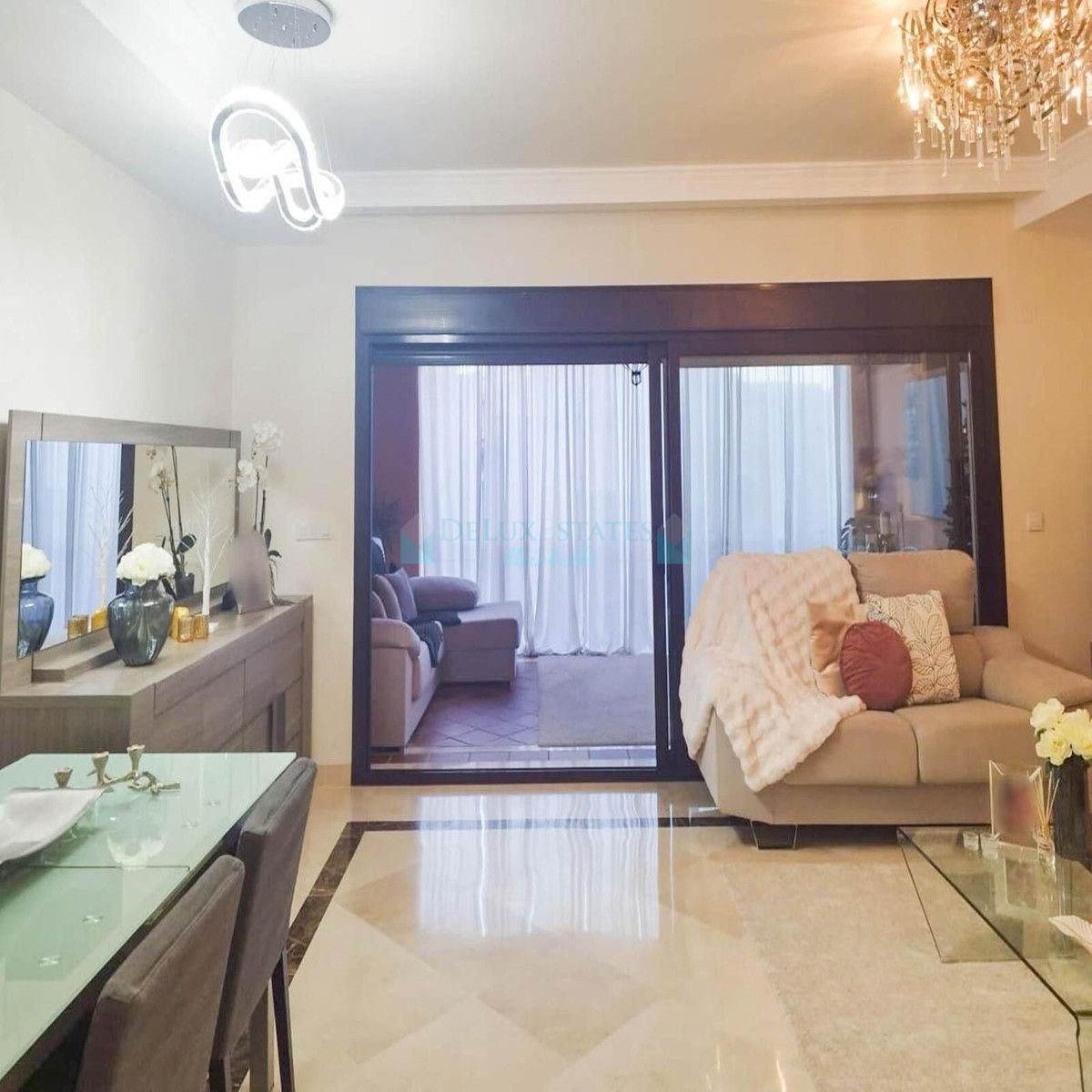 Town House for sale in Estepona