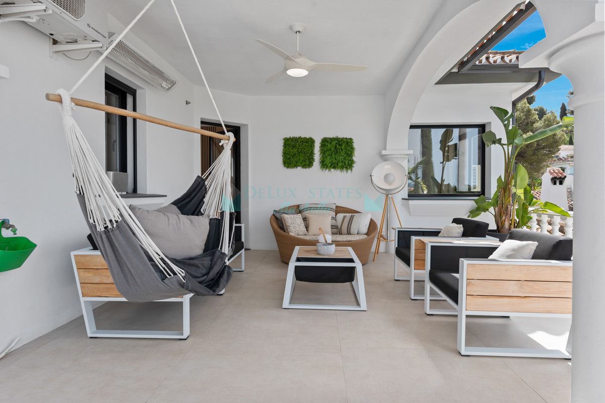 Villa for rent in El Paraiso, Estepona