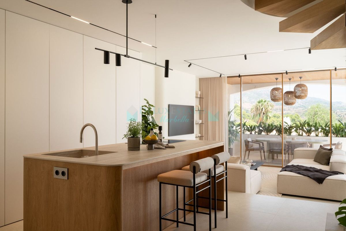 Town House for sale in Nueva Andalucia