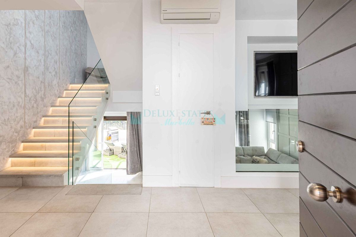 Town House for sale in Benahavis