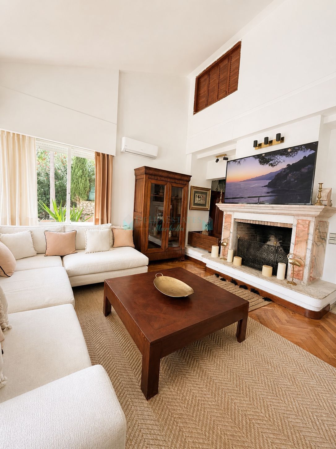 Villa en alquiler en El Paraiso, Estepona