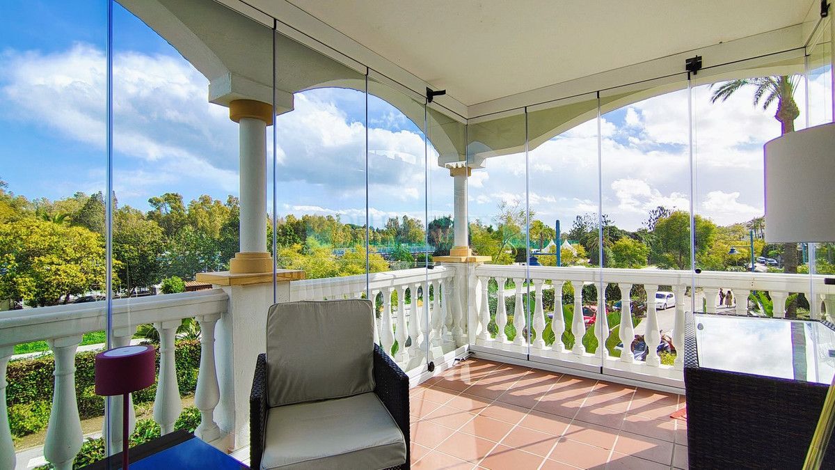 Apartment for sale in Nueva Andalucia