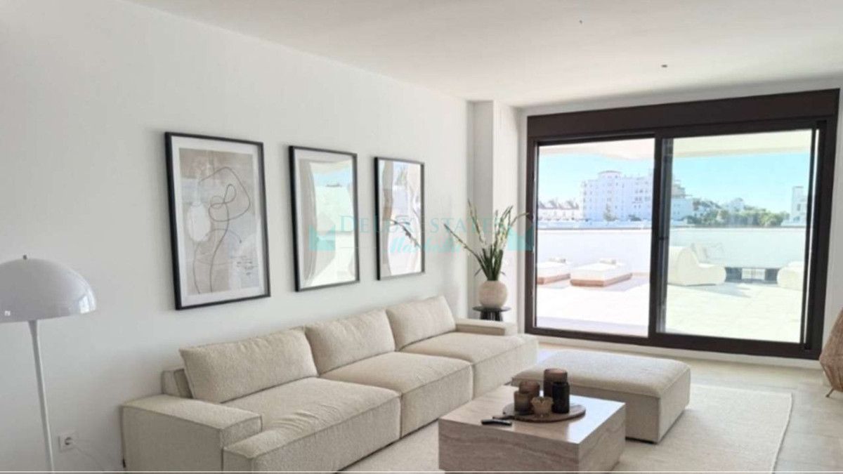 Apartment for sale in Estepona