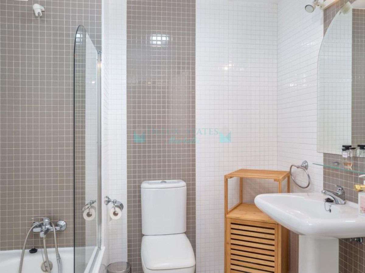 Apartment for sale in La Reserva de Marbella, Marbella East