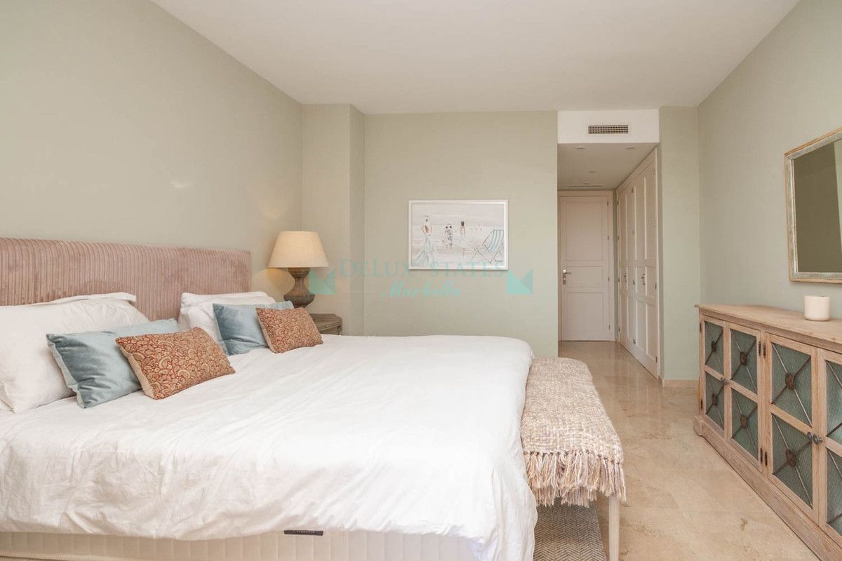 Apartamento en venta en Elviria, Marbella Este