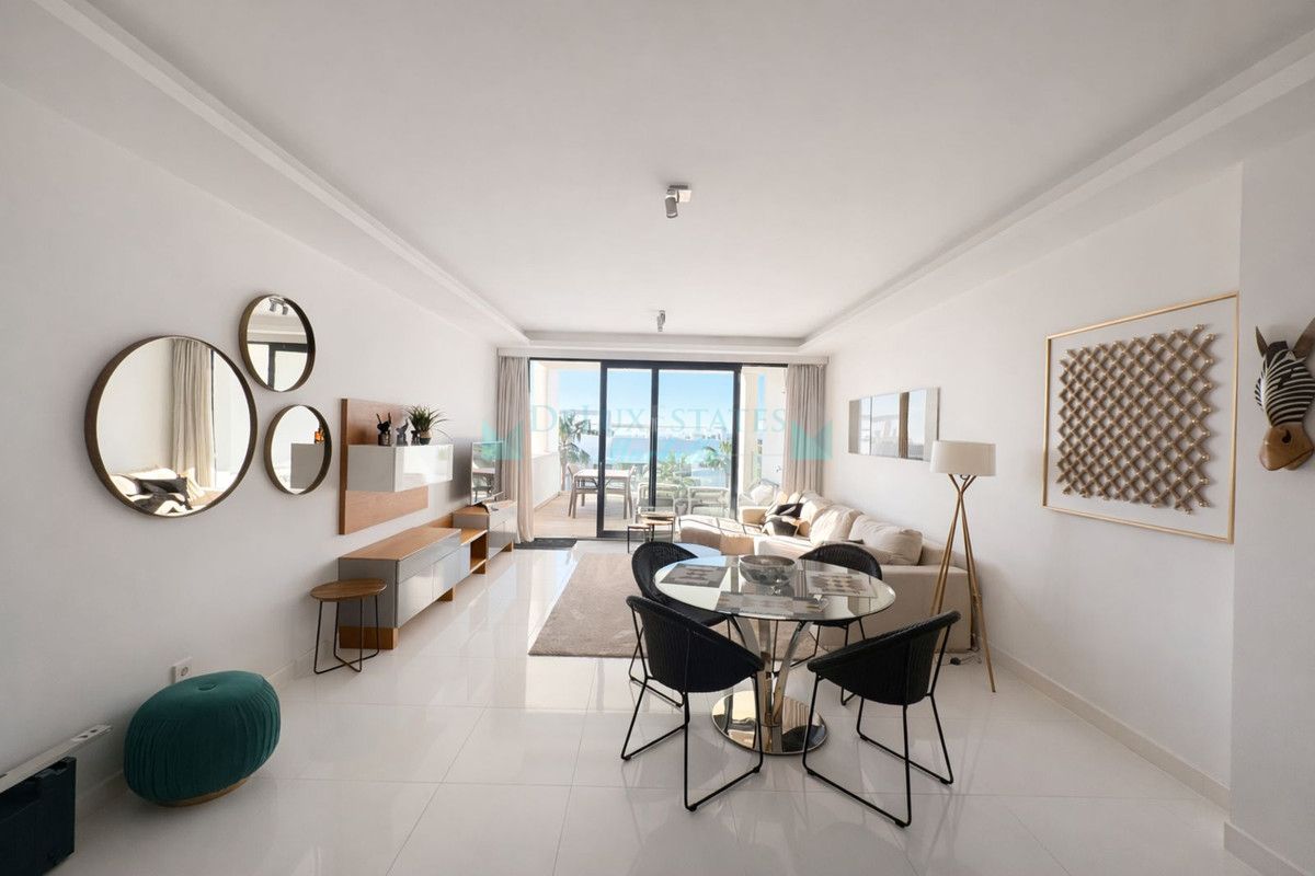 Apartment for rent in Atalaya, Estepona