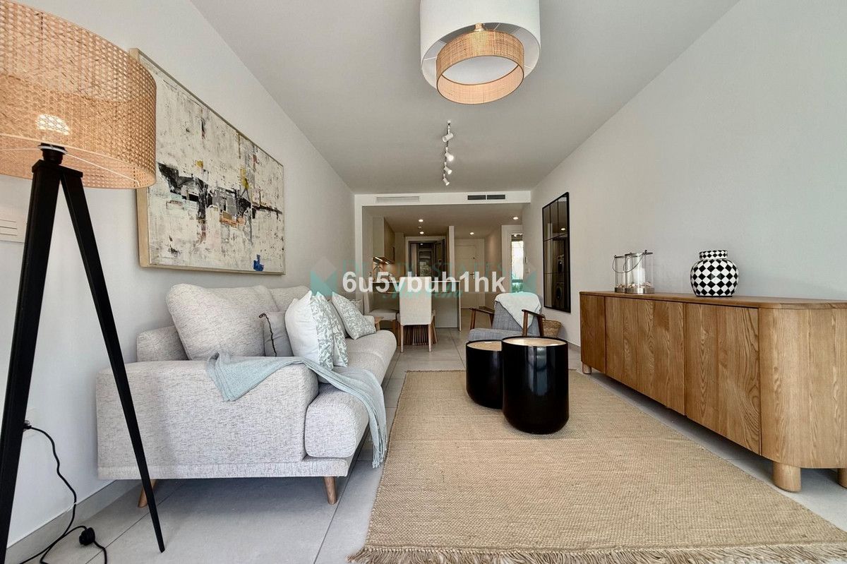 Ground Floor Apartment for sale in Elviria, Marbella East