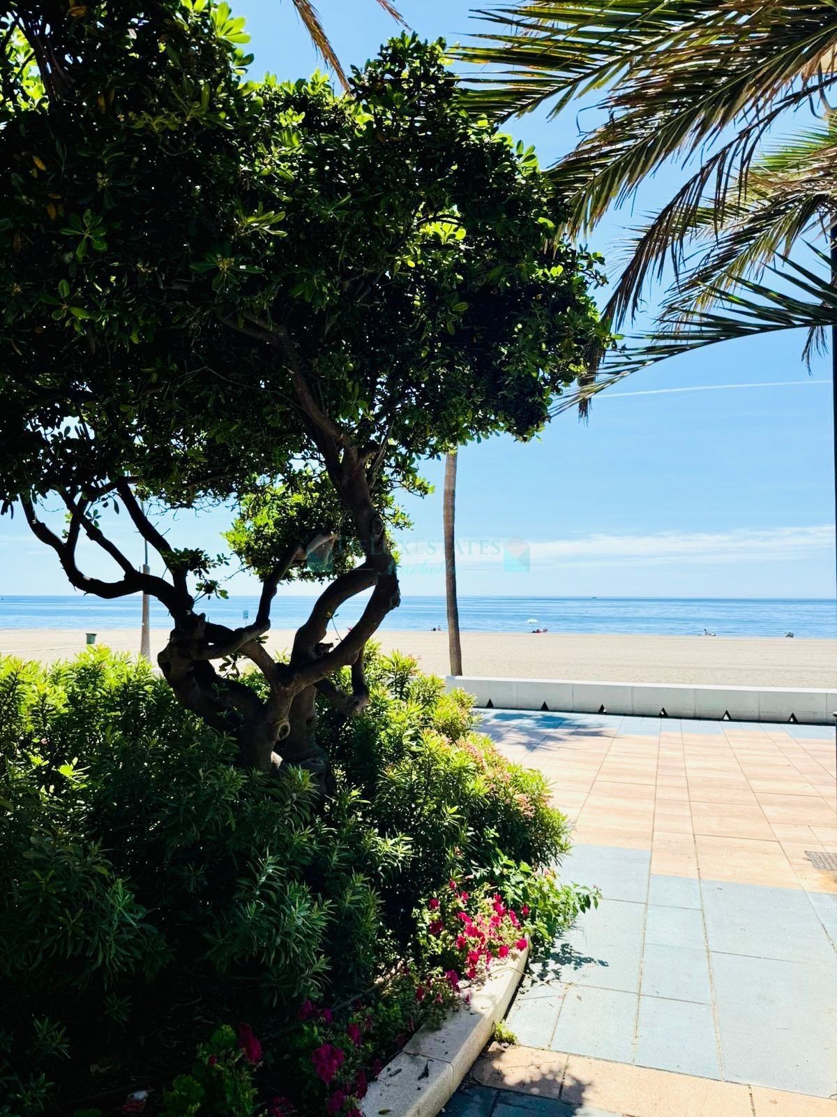 Apartment for sale in Estepona