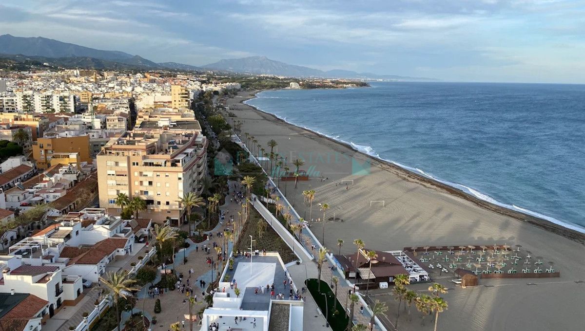 Apartment for sale in Estepona
