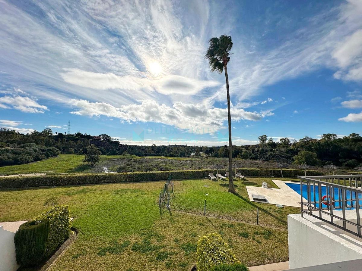Apartment for sale in Los Arqueros, Benahavis