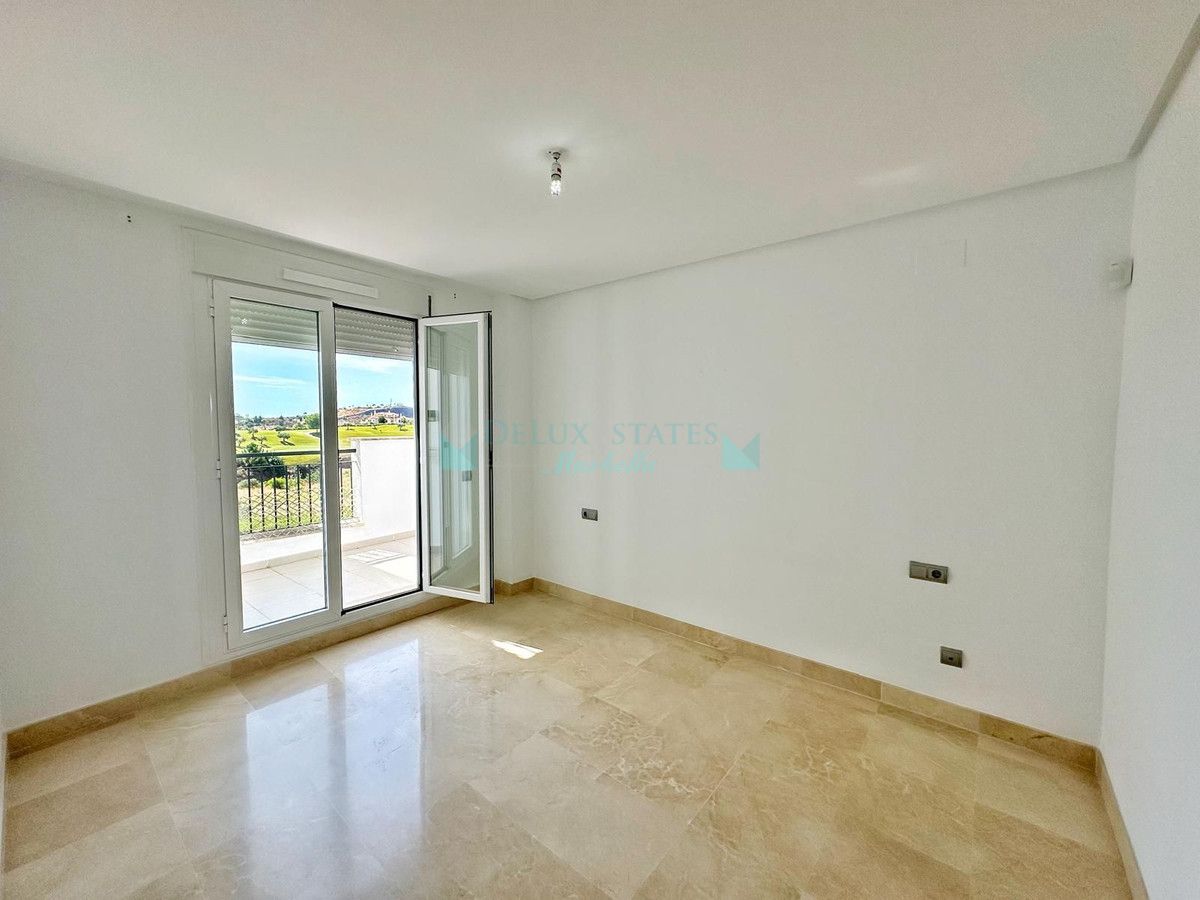 Apartment for sale in Los Arqueros, Benahavis