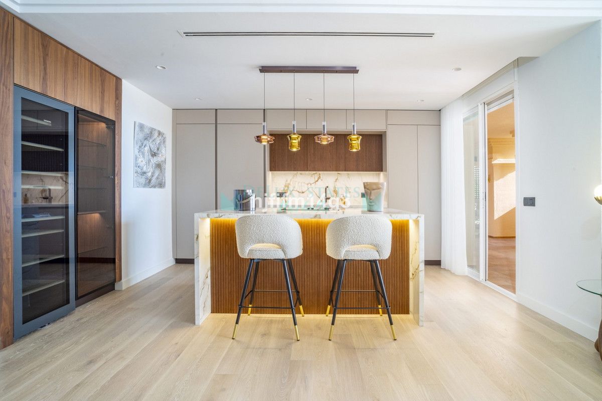 Apartment for sale in Nueva Andalucia