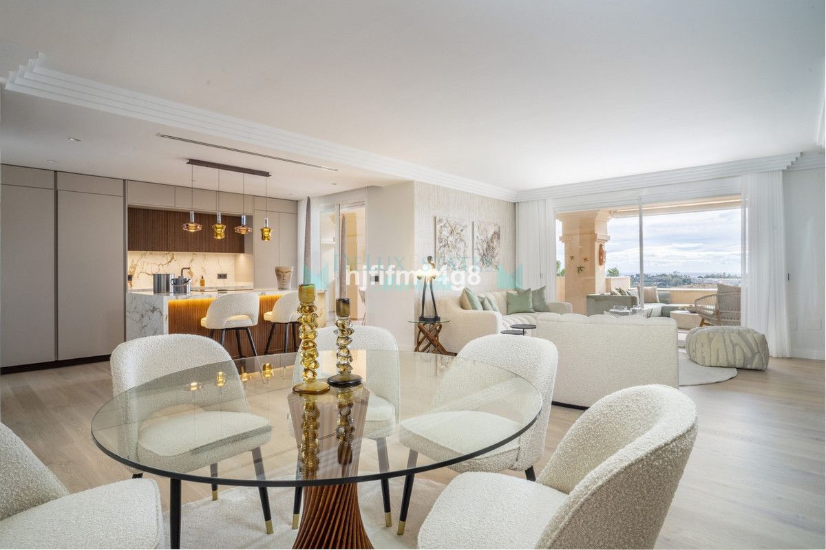 Apartment for sale in Nueva Andalucia