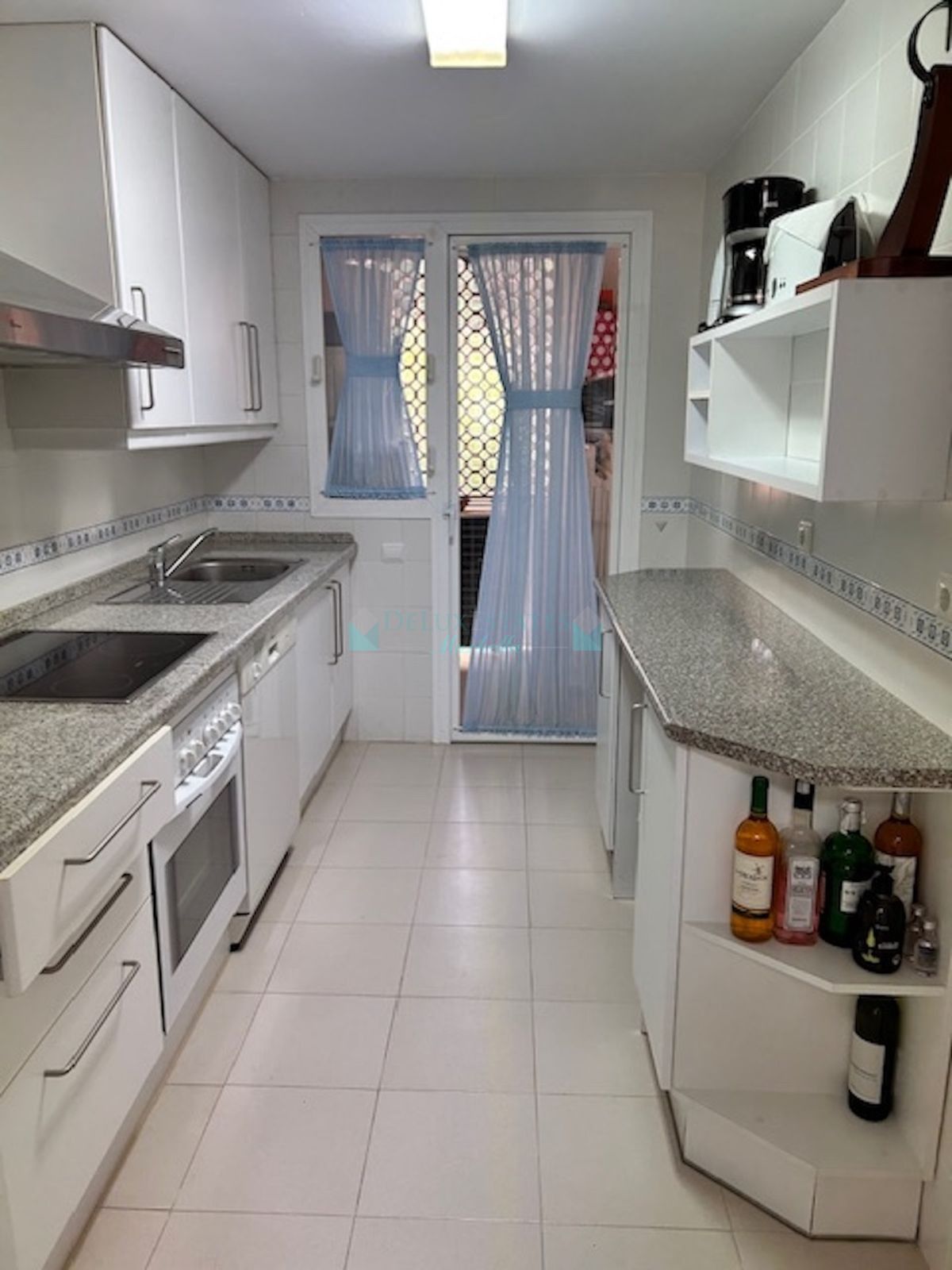 Penthouse for sale in Benahavis