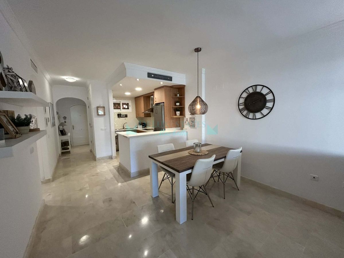 Apartamento en venta en Elviria, Marbella Este